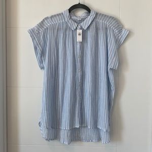 NWT Old navy button front top!